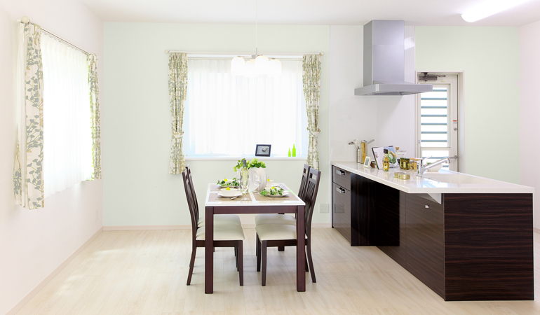  InteriorColors-Kitchen01.jpg 